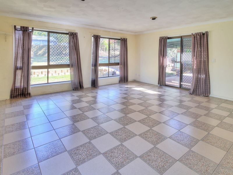 51 Vansittart Road, Regents Park QLD 4118