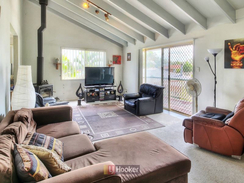 7 Matson Avenue, Regents Park QLD 4118