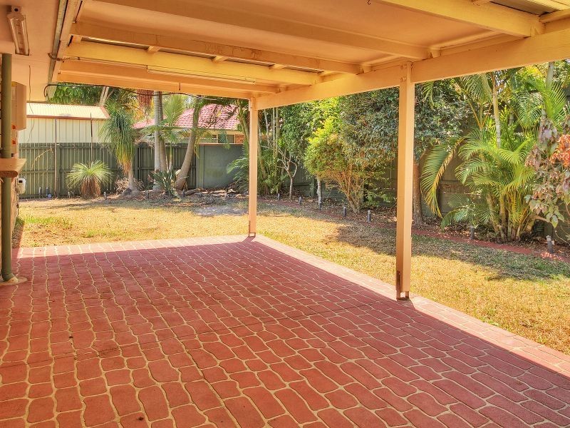 4 Noble Court, Regents Park QLD 4118