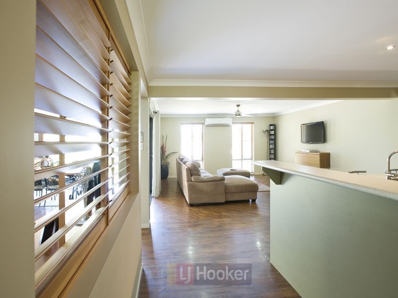 30 Compal Road, Park Ridge QLD 4125