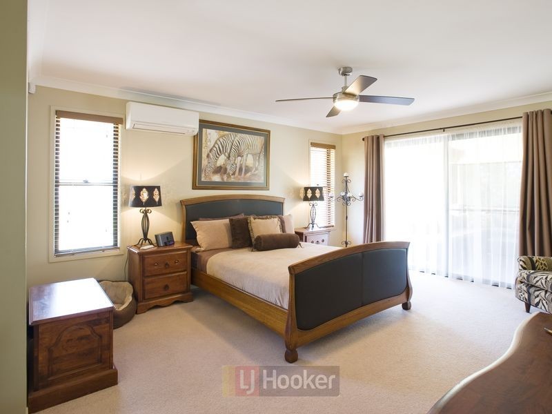 30 Compal Road, Park Ridge QLD 4125