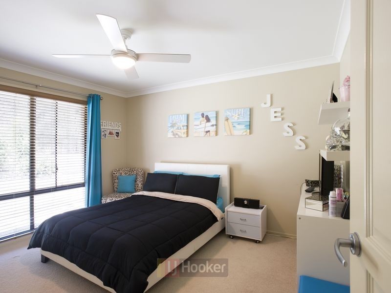 30 Compal Road, Park Ridge QLD 4125