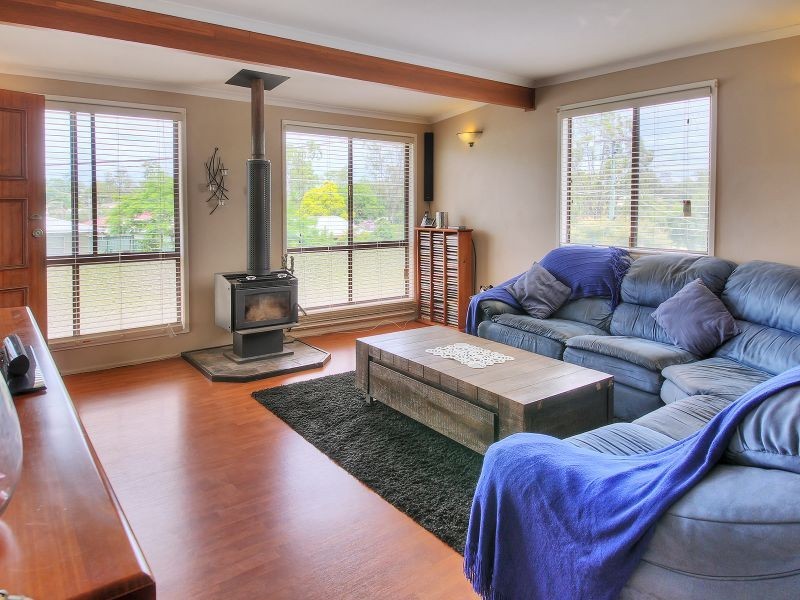 6 Orm Court, Marsden QLD 4132