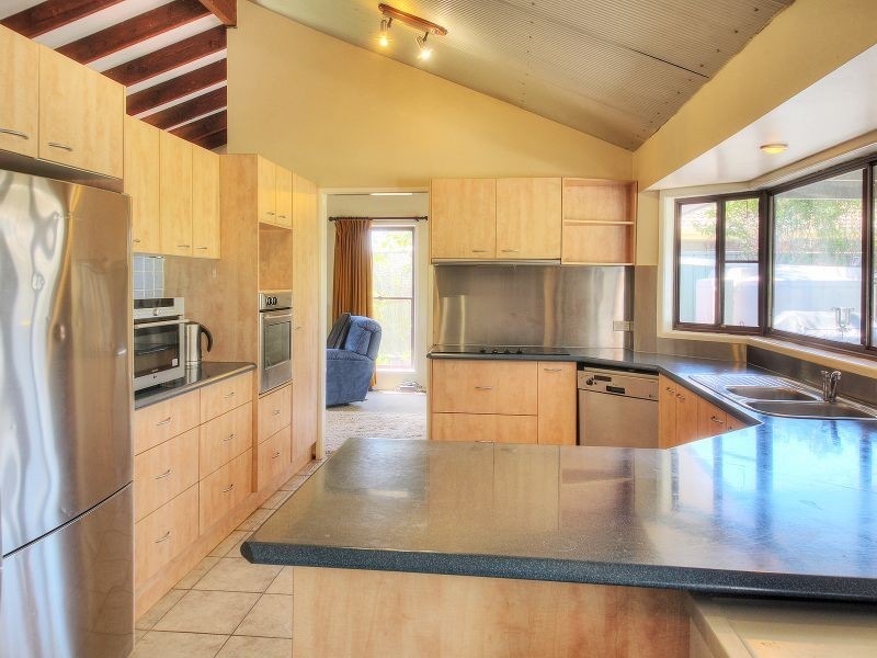 9 Barry Street, Boronia Heights QLD 4124