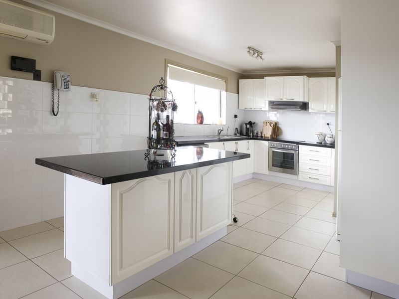 98 Warner Road, Chambers Flat QLD 4133