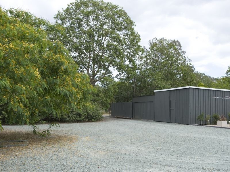 98 Warner Road, Chambers Flat QLD 4133