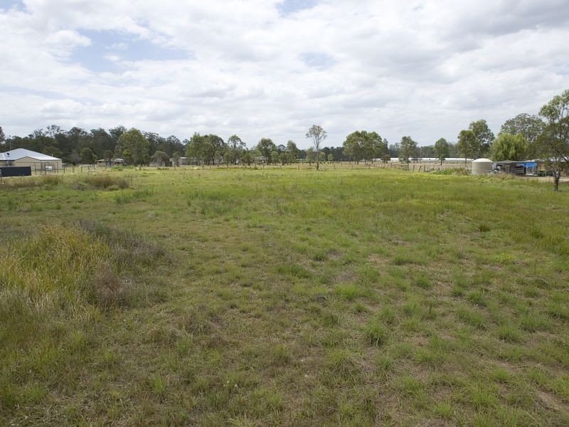 98 Warner Road, Chambers Flat QLD 4133