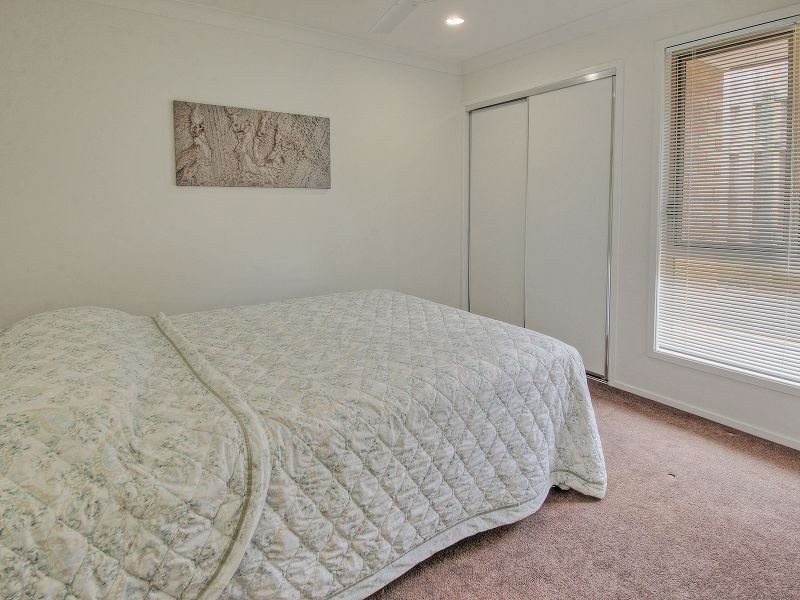 24 Cedarwood Street, Berrinba QLD 4117