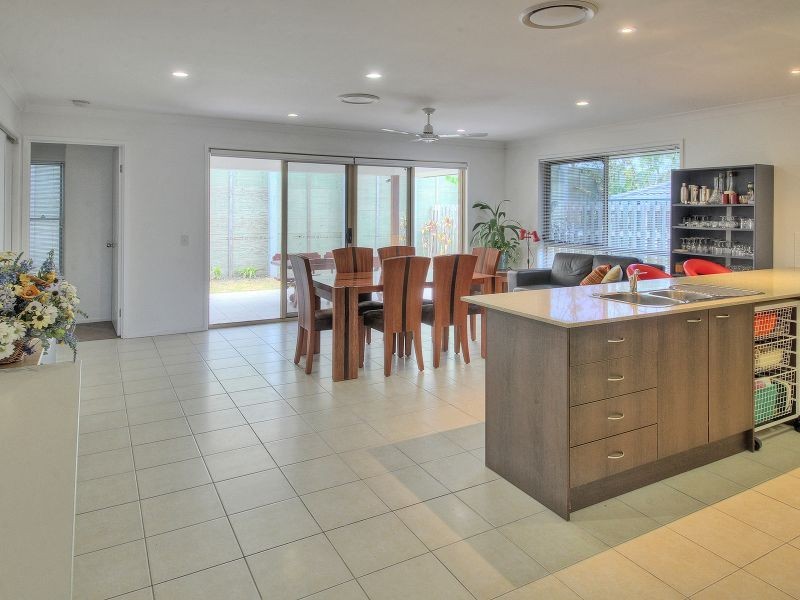 24 Cedarwood Street, Berrinba QLD 4117