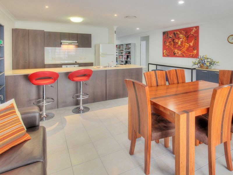 24 Cedarwood Street, Berrinba QLD 4117