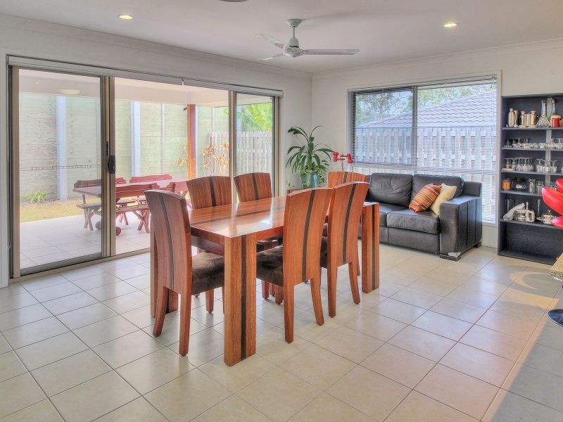 24 Cedarwood Street, Berrinba QLD 4117
