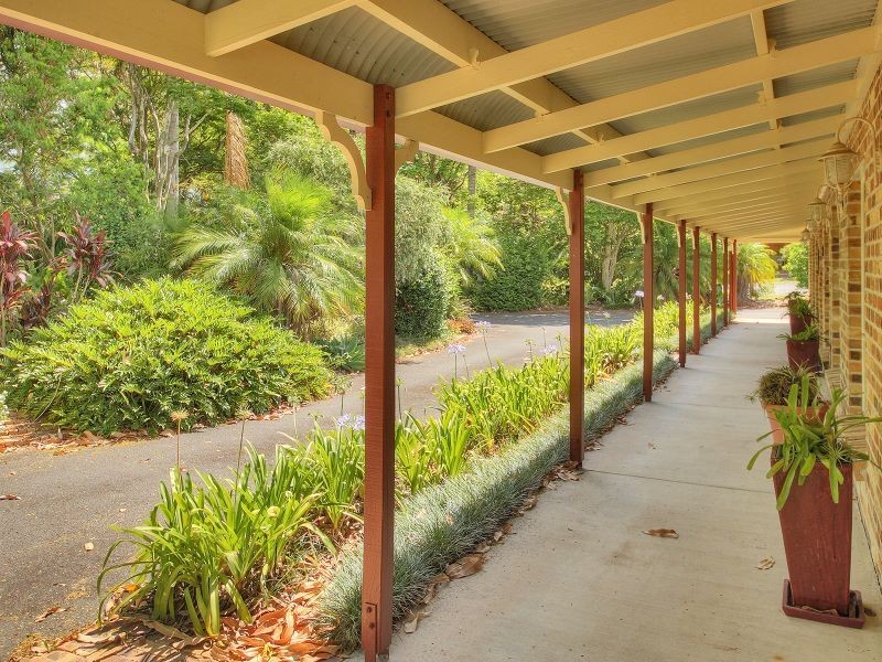 143 Merluna Road, Park Ridge South QLD 4125