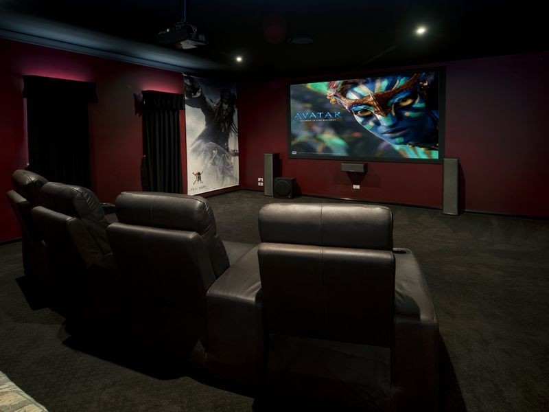 27 Woodend Court, Park Ridge QLD 4125