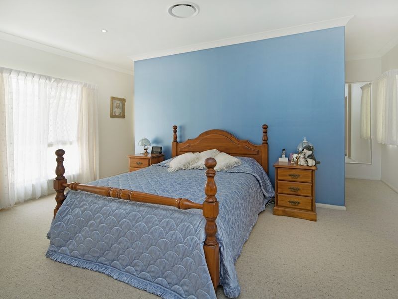 27 Woodend Court, Park Ridge QLD 4125