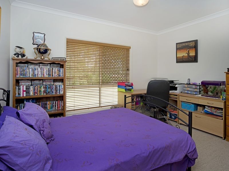 27 Woodend Court, Park Ridge QLD 4125