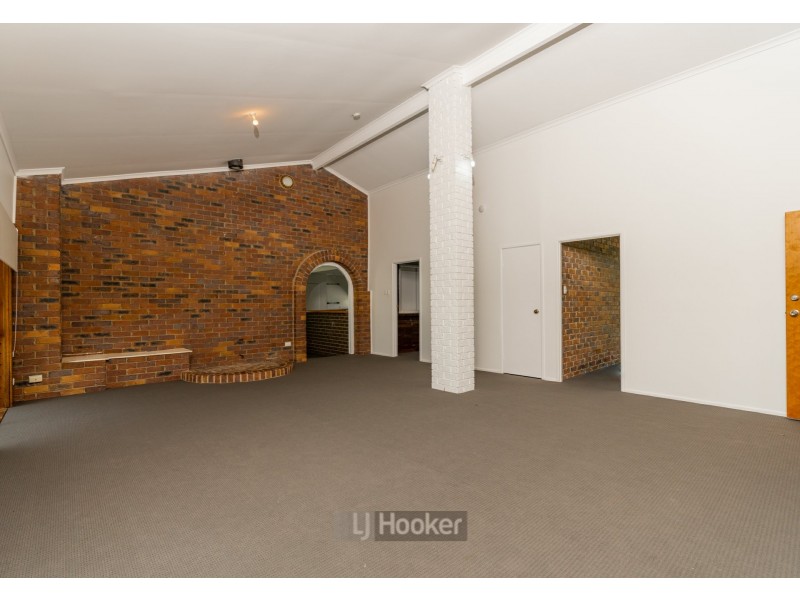 590 Middle Road, Greenbank QLD 4124