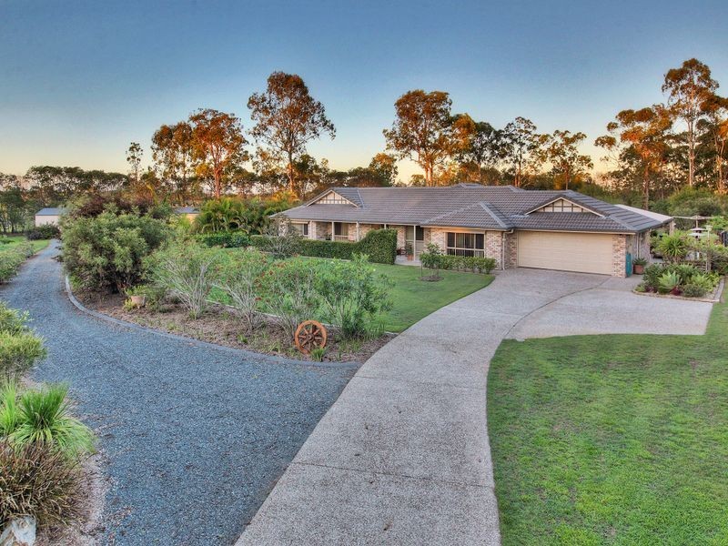 17 Lobelia Court, New Beith QLD 4124