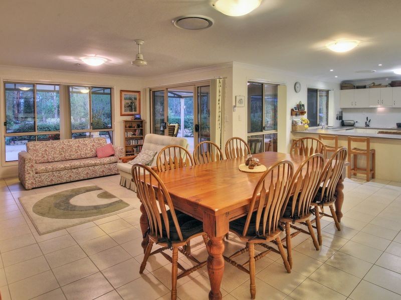 17 Lobelia Court, New Beith QLD 4124