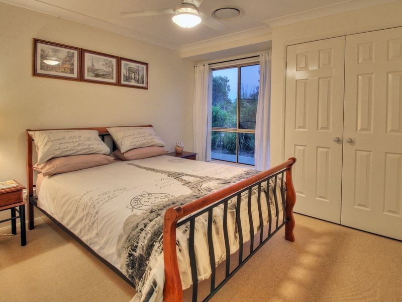 17 Lobelia Court, New Beith QLD 4124