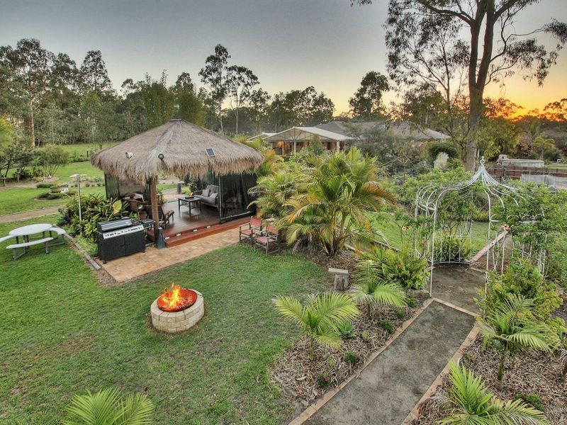 17 Lobelia Court, New Beith QLD 4124