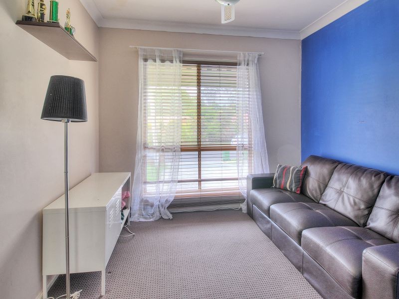 37 Haldham Crescent, Regents Park QLD 4118