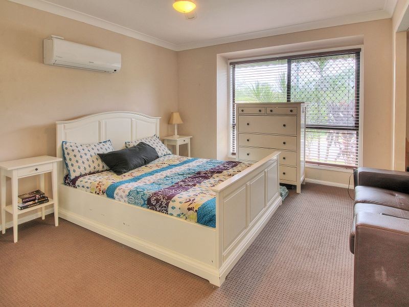 37 Haldham Crescent, Regents Park QLD 4118