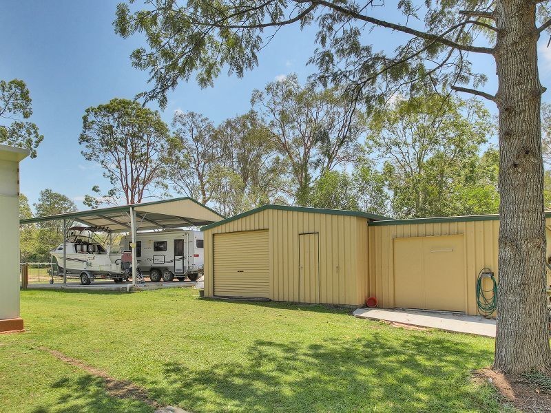 110 – 112 Eildon Close, Munruben QLD 4125