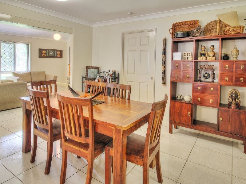 110 – 112 Eildon Close, Munruben QLD 4125