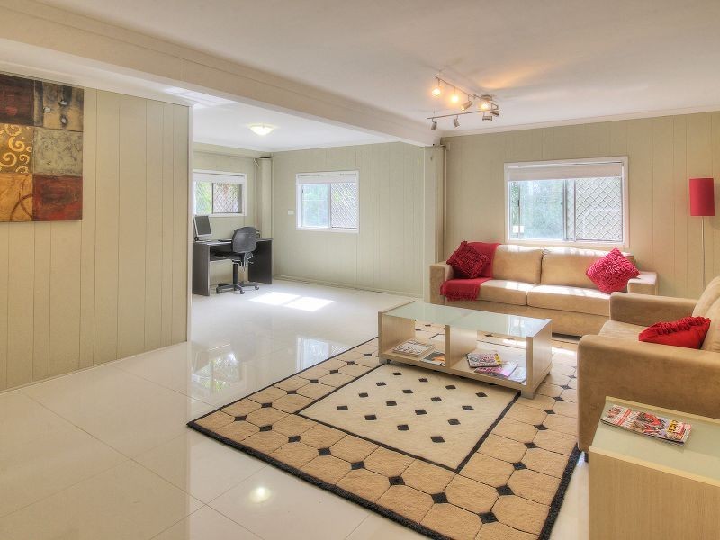 6 Thurso Court, Boronia Heights QLD 4124