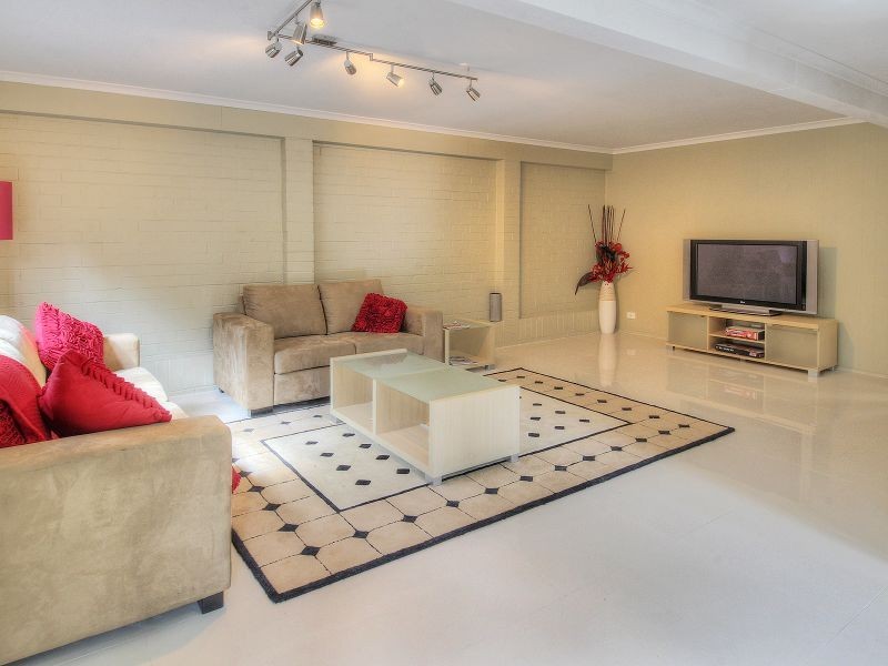 6 Thurso Court, Boronia Heights QLD 4124