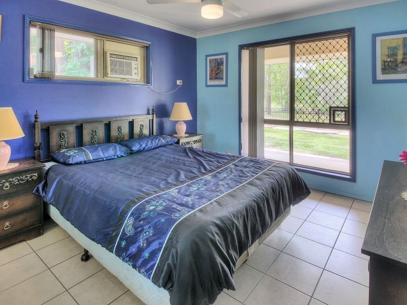 6 Acorus Court, Regents Park QLD 4118