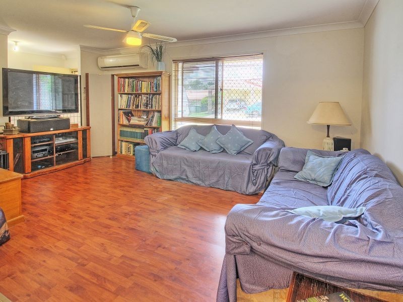 3 Conferta Place, Regents Park QLD 4118