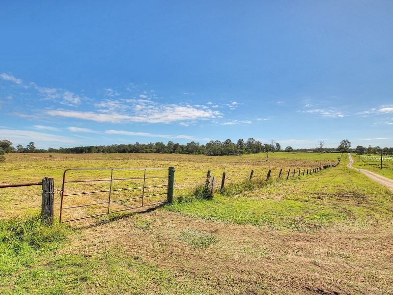 97 Greenvale Road, Chambers Flat QLD 4133