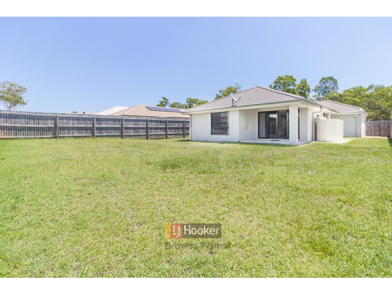 4 Lachlan Lane, Hillcrest QLD 4118