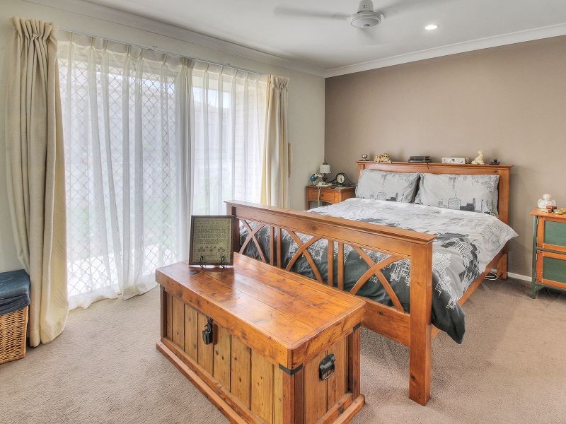 30 Flametree Crescent, Berrinba QLD 4117