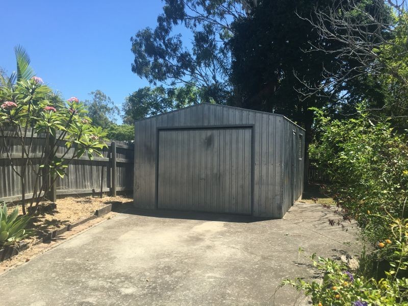 34 Seaton Street, Hillcrest QLD 4118