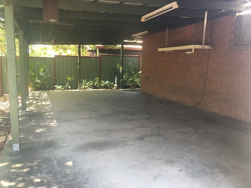 34 Seaton Street, Hillcrest QLD 4118