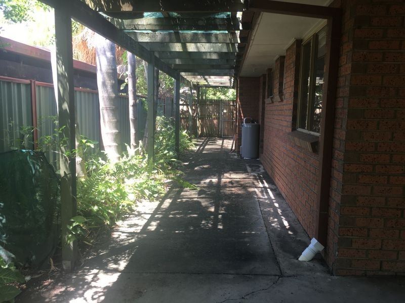 34 Seaton Street, Hillcrest QLD 4118