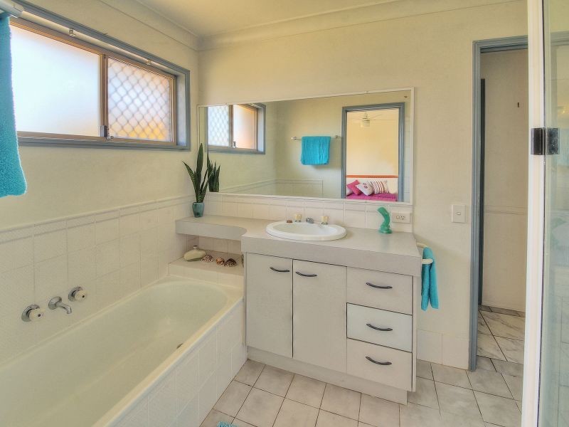 19 Samantha Street, Boronia Heights QLD 4124