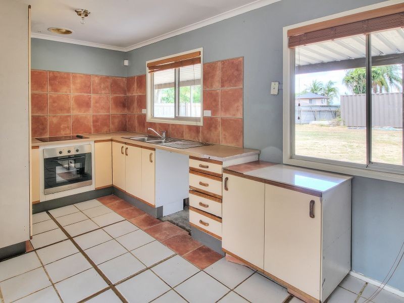 198 Middle Road, Boronia Heights QLD 4124