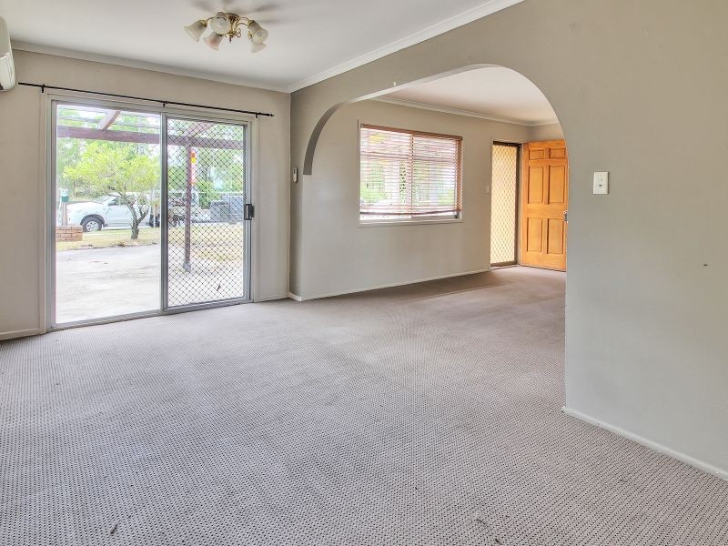 198 Middle Road, Boronia Heights QLD 4124