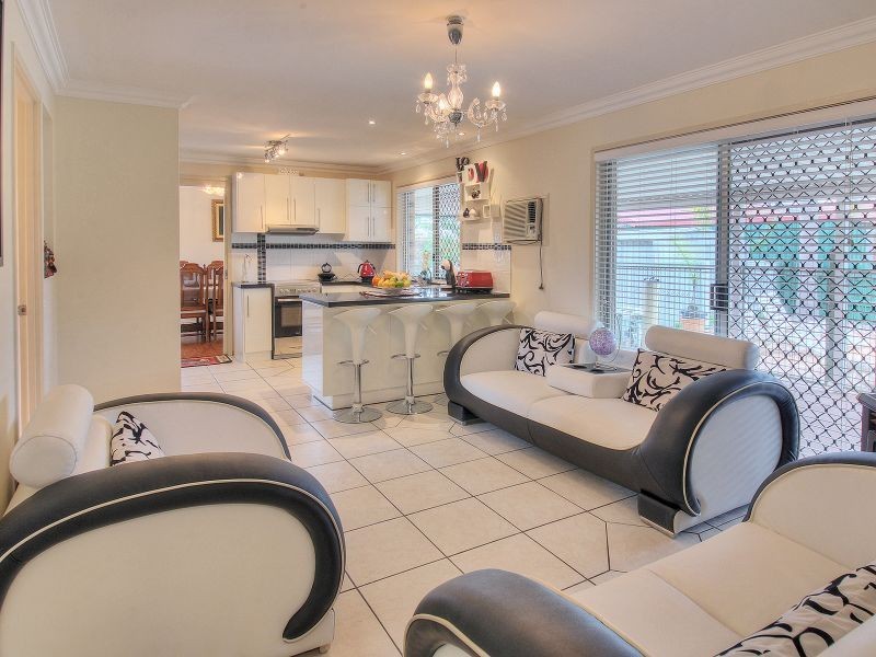 2 Vanice Court, Browns Plains QLD 4118