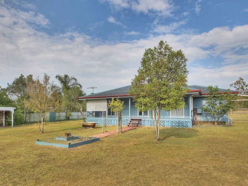23 Rosina Road, North Maclean QLD 4280