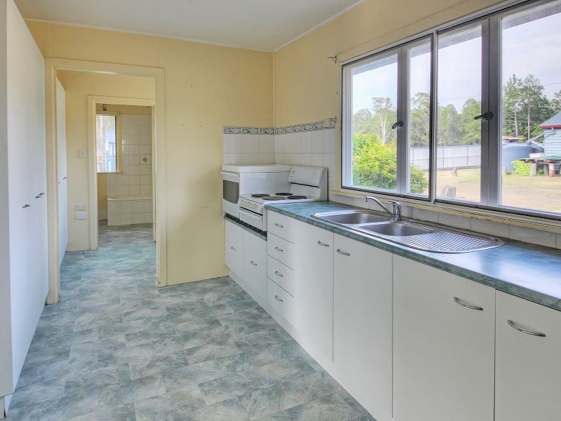 23 Rosina Road, North Maclean QLD 4280