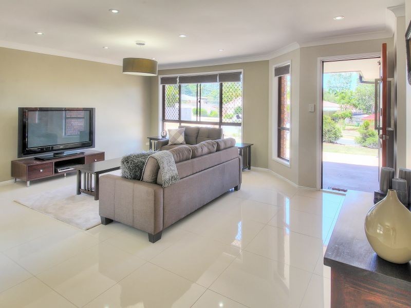 29 Matson Avenue, Regents Park QLD 4118