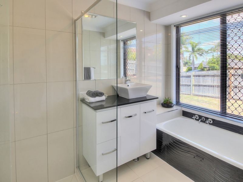 29 Matson Avenue, Regents Park QLD 4118