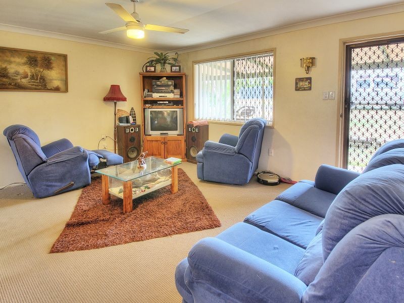 4 Lupus Street, Hillcrest QLD 4118