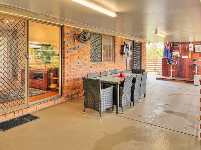 5 Bonhill Court, Hillcrest QLD 4118