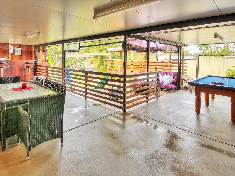5 Bonhill Court, Hillcrest QLD 4118