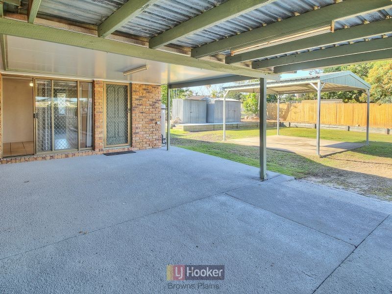 11 Whitcomb Street, Hillcrest QLD 4118